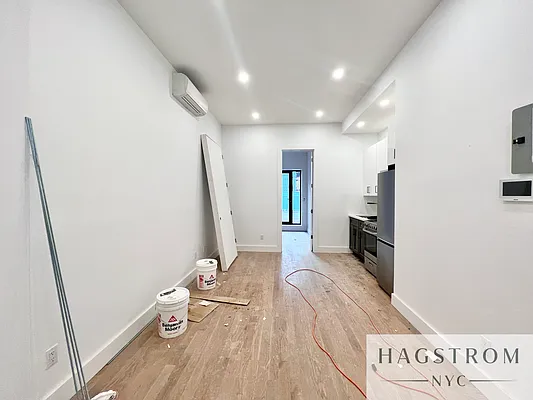 Rented by Hagstrom Management Inc | media 19