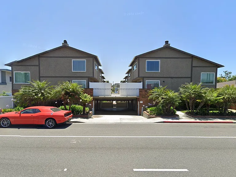 1140 Manhattan Beach Blvd #C — Photo 14