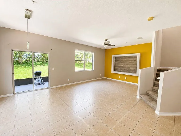 2256 Betsy Ross Ln — Photo 3