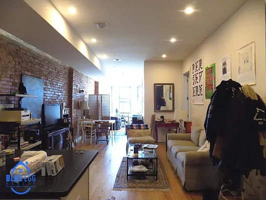 Rented by Blue Egg Realty Corp | media 2