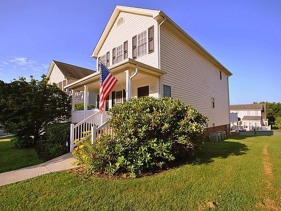 2nd image of 314 Wyndhurst Dr