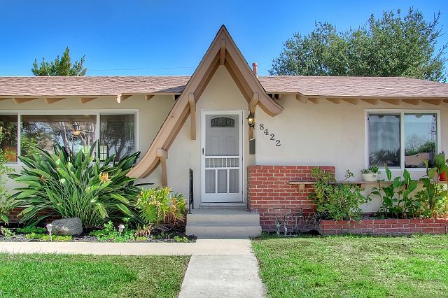1st image of 8422 Owensmouth Ave