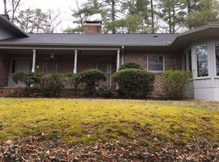 1735 Valley Rd NE, Gainesville, GA 30501