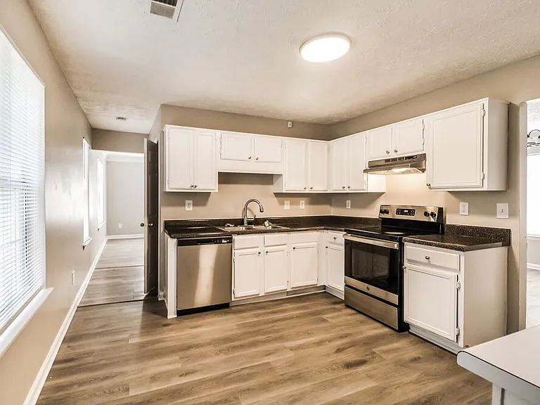 2996 Rapids Dr — Photo 7