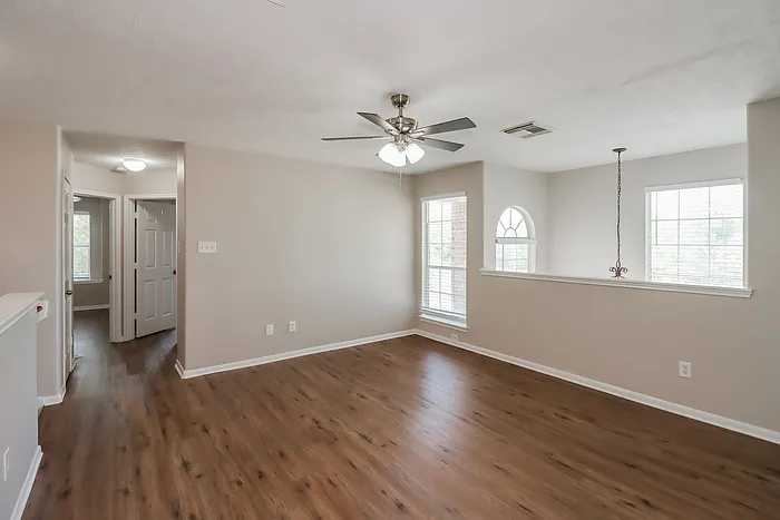 6814 Strathmore Place Ct — Photo 8