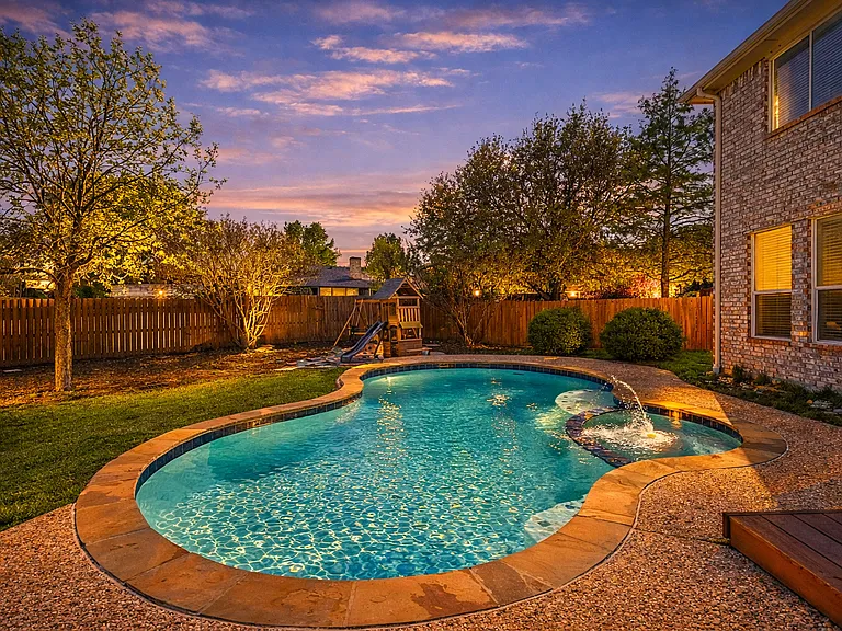 5615 Teal Ct — Photo 45