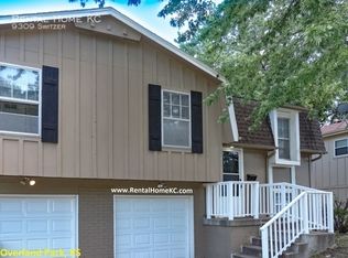 9309 Switzer Rd, Overland Park, KS 66212