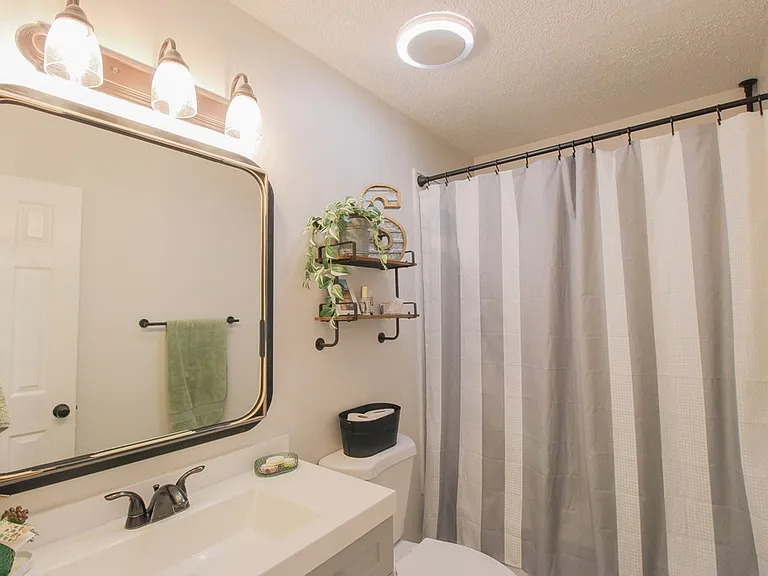 2821 Clayton Dr — Photo 13