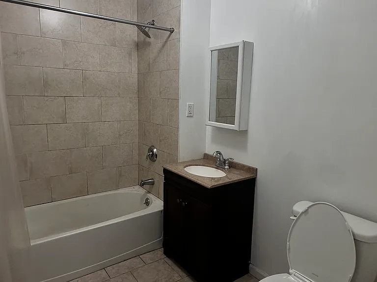 72 Byrne Ave #1 — Photo 1