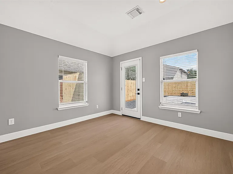 22210 Bellow Glen Dr — Photo 18