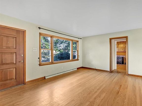 5th image of 1749 Alaska Dr