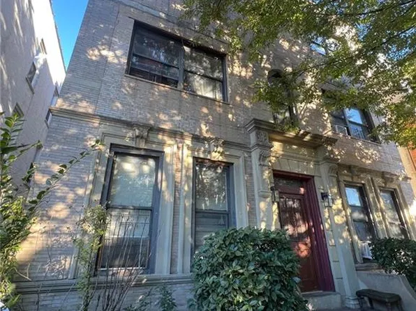 541 E 26th St, Brooklyn, NY 11210
