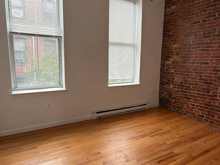 7 Pembroke St #3 — Photo 3