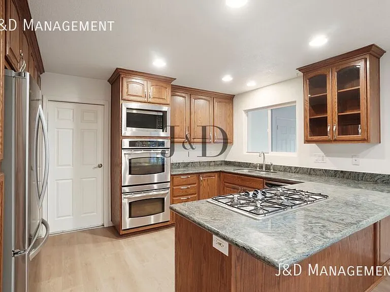 151 Bonita Pl — Photo 4