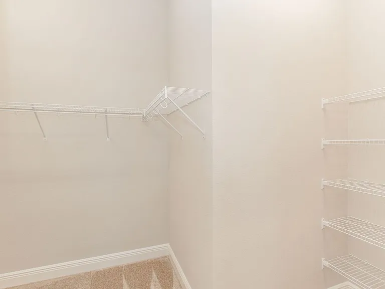 3321 Nisbet Loop — Photo 7
