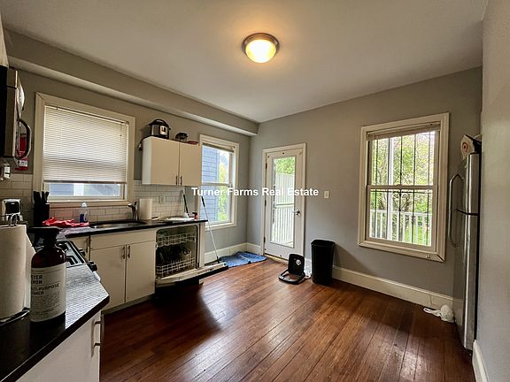 3rd image of 23 Evergreen St #2L