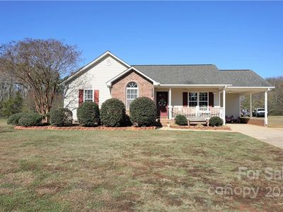 123 Thornburg Rd, Dallas, NC, 28034