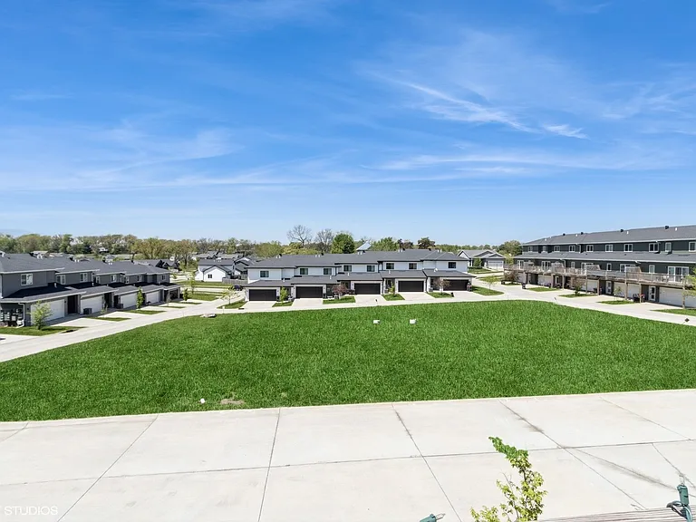 Rollins Pass Condominiums — Photo 41
