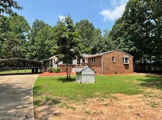 560 Hopkins Rd, Kernersville, NC 27284