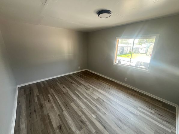601 S Stewart St Trailer 26