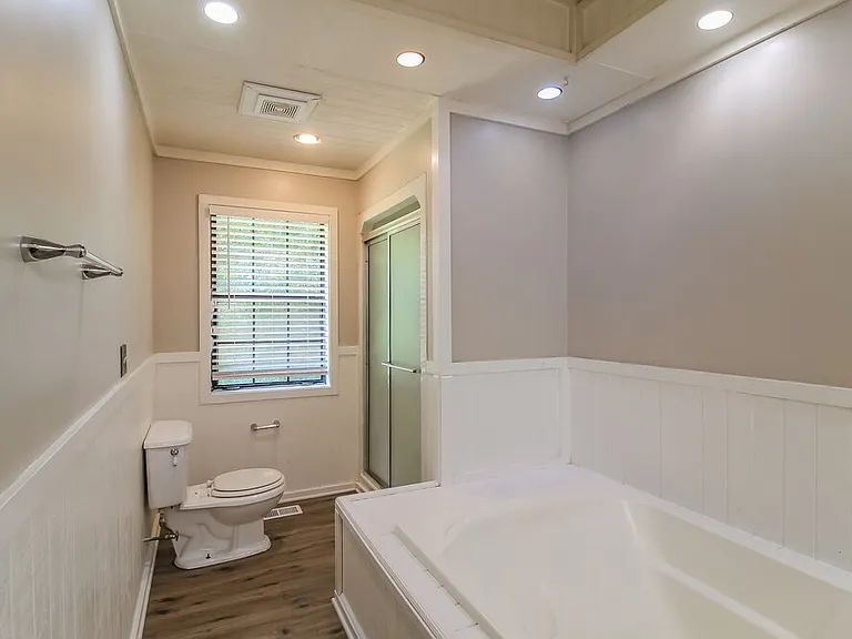 9227 Chestnut Lake Dr — Photo 12