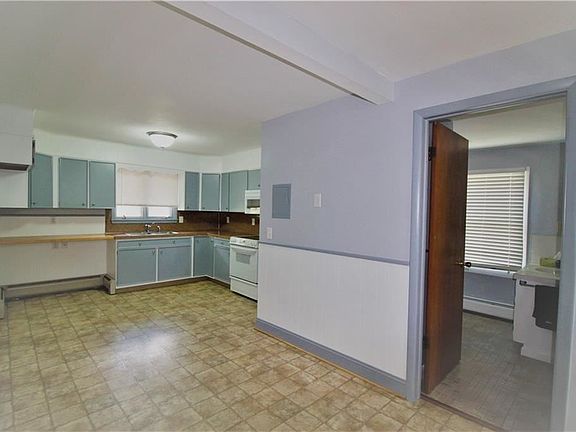 2nd image of 500 Delmar Pl