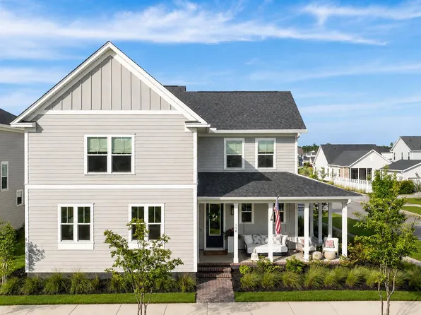 718 Triangle Ln, Summerville, SC 29486