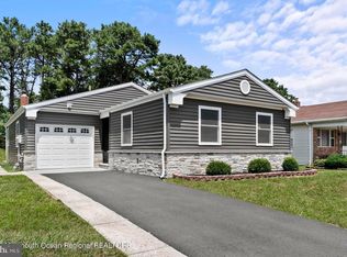 227 Orlando Blvd, Toms River, NJ 08757