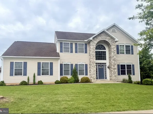 100 Prescott Rd, Blandon, PA 19510