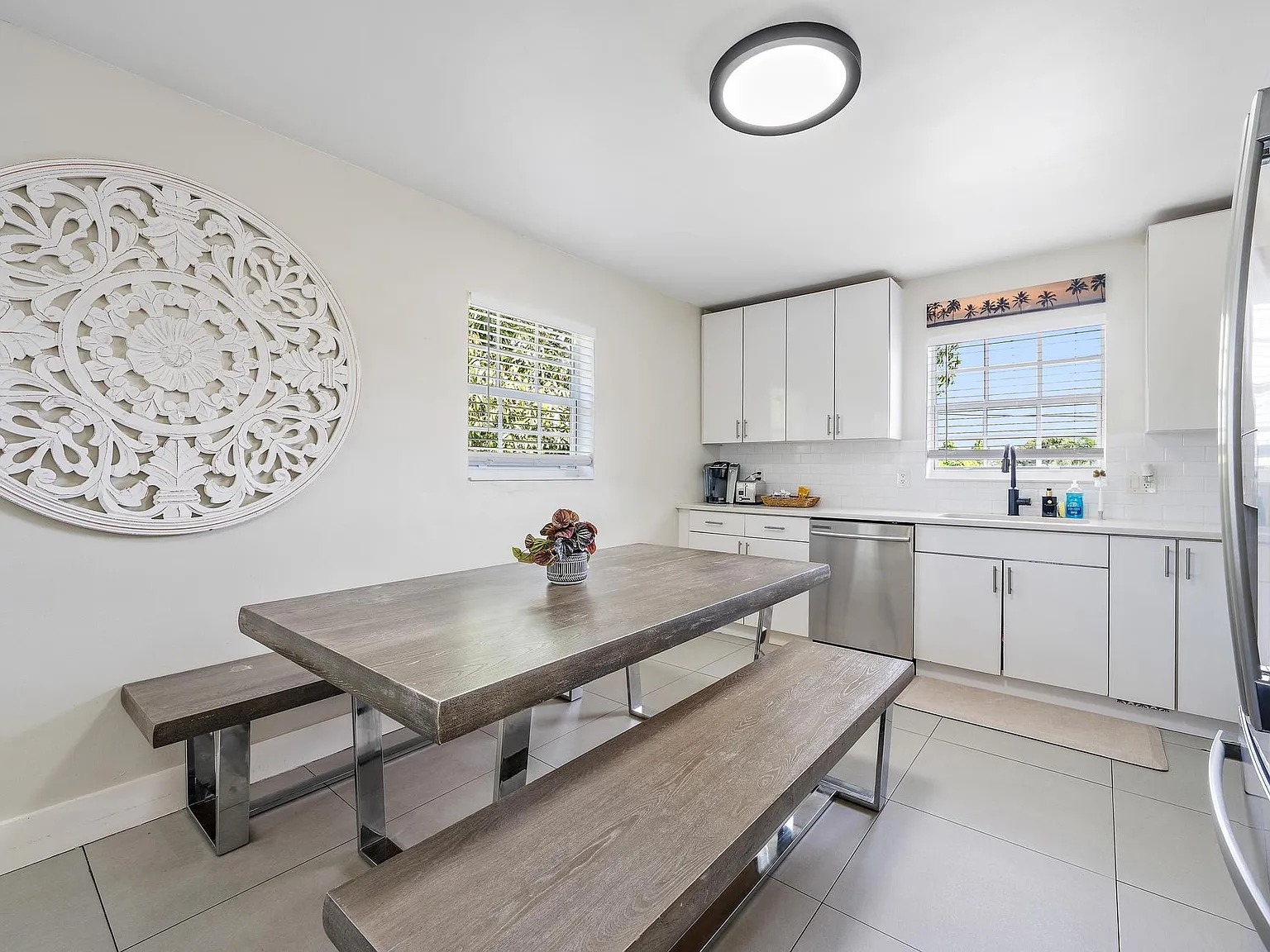 2 bed, 924 sqft, $2,500 — Photo 1
