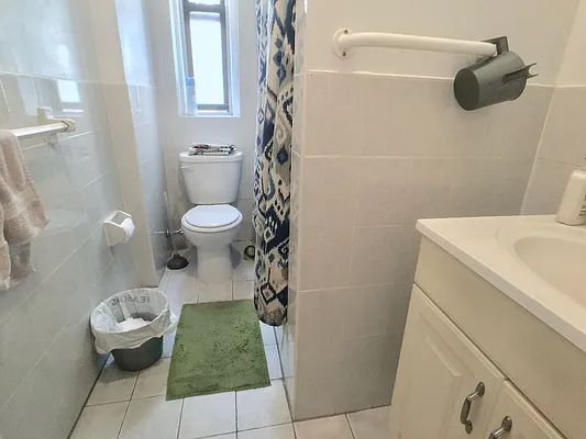 Rented by Sovereign Associates | media 13