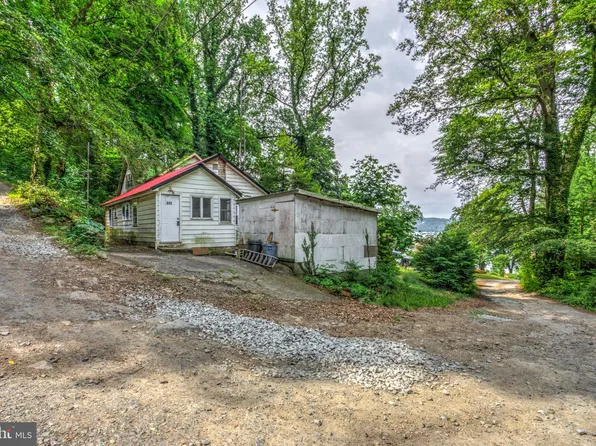 511 Edgewood Ln, Peach Bottom, PA 17563