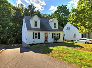 48 Emma St, Seymour, CT 06483