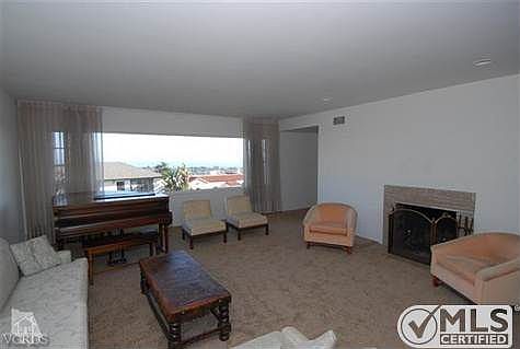 5th image of 2179 Foster Ave