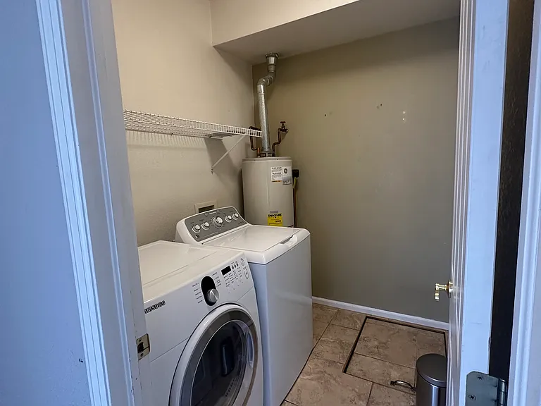 1722 Depew St — Photo 9