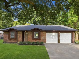 426 Corley Dr, Highlands, TX 77562