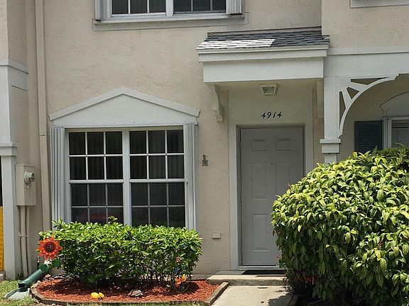 2nd image of 4914 SW 31st Terrace #8