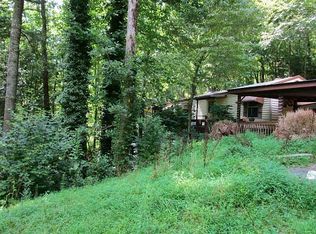 210 Fox Hollow Cir, Otto, NC 28763