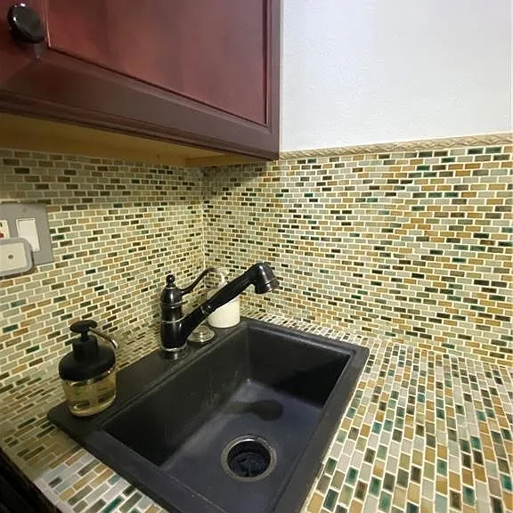 631 Benson Way — Photo 6