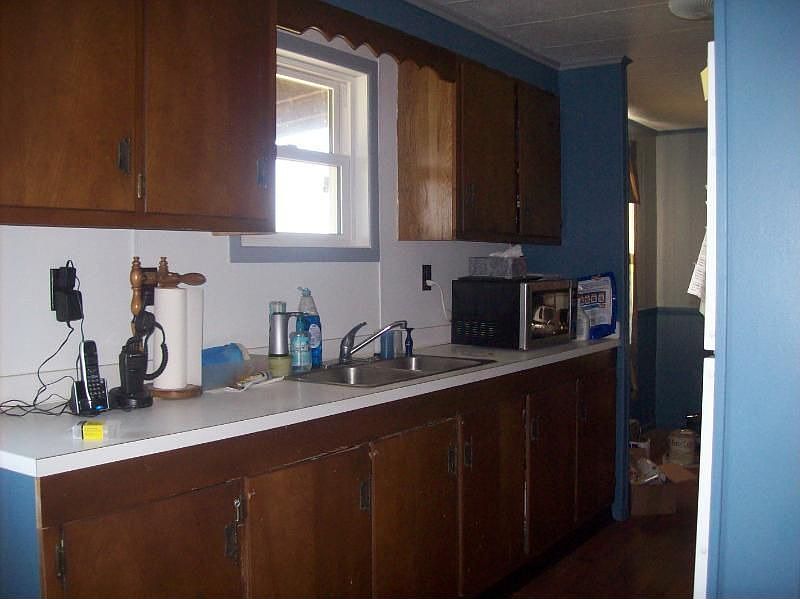 2nd image of 839 Mefferts Run Rd