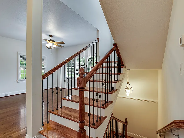 111 Daleyuhski Way — Photo 13