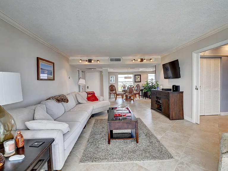 1 Harbourside Dr #3603 — Photo 28