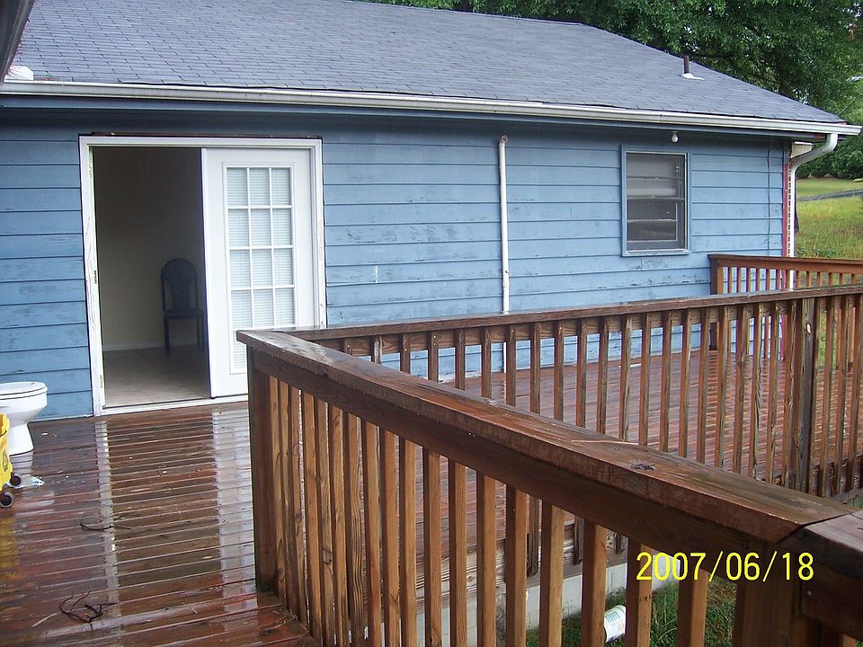 2nd image of 5040 Glaze Dr