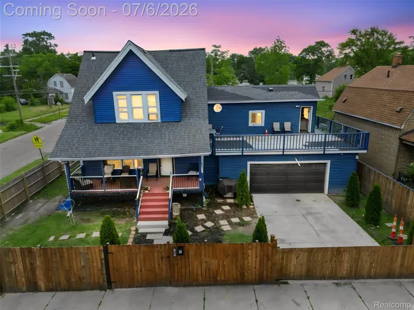 4405 Bewick St, Detroit, MI 48214