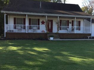 732 Fairfield Rd, Mount Vernon, IL 62864