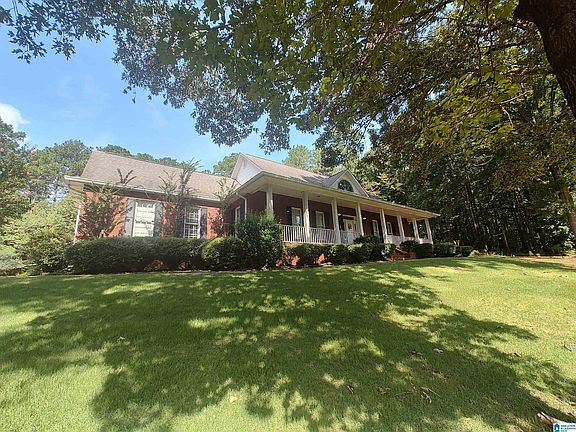 3rd image of 1500 W Magnolia Dr