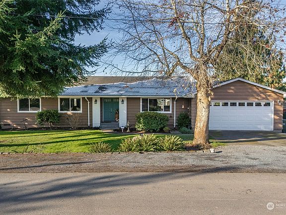 2nd image of 401 22nd Avenue Ct
