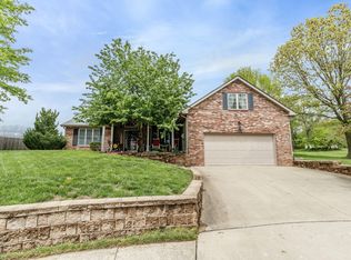 4005 Chatsworth Dr, Columbia, MO 65201