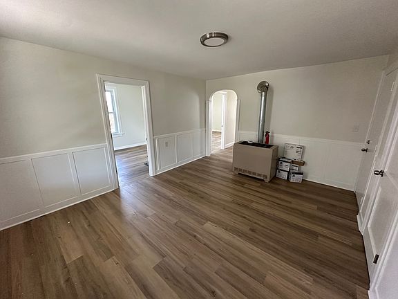 5th image of 67 Bouvier Ave #2L