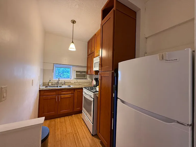 1508 Kewalo St #104B — Photo 3